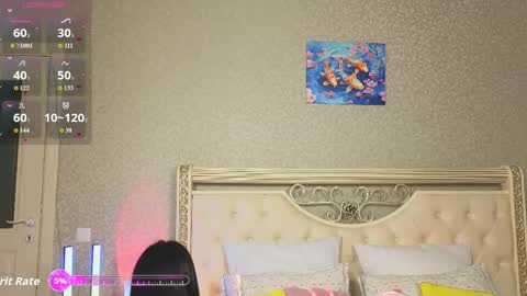 Lina Robbins  online show from June 4, 12:05 am