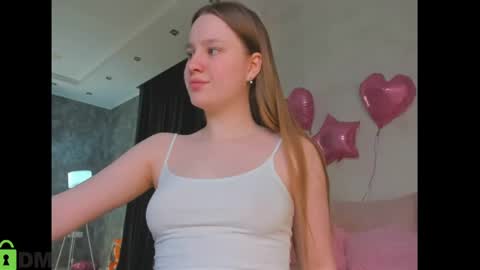 Lina online show from June 4, 12:38 am