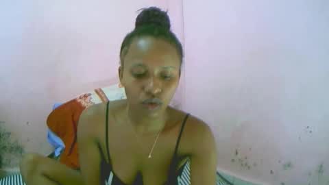 linah1123 online show from April 12, 5:49 pm