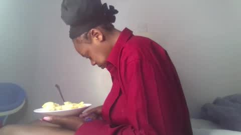 linahusu online show from November 22, 9:23 am