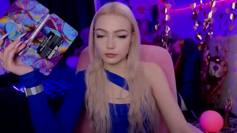 I am Lina online show from March 21, 8:19 am