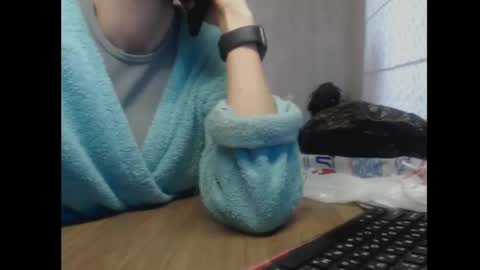 LinaLivee online show from December 23, 8:11 am