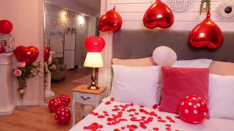 LinaReese online show from February 14, 5:09 am