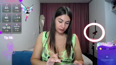 Lina Sparks online show from March 29, 1:54 pm