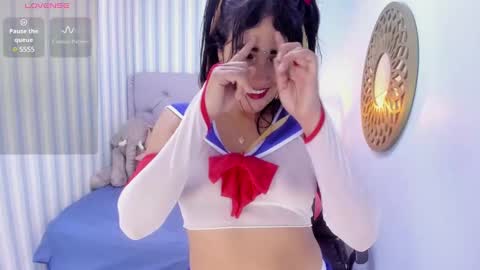 L I N A  online show from December 19, 3:18 am