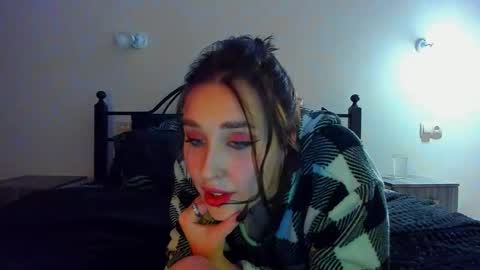 Lina online show from December 13, 10:16 pm