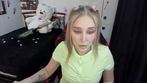 Lina online show from October 31, 1:07 am