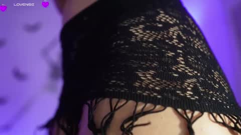 Lincy Rios  online show from October 23, 10:05 pm