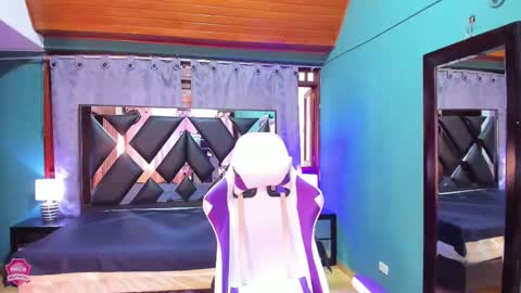  Linda  online show from March 10, 6:34 pm