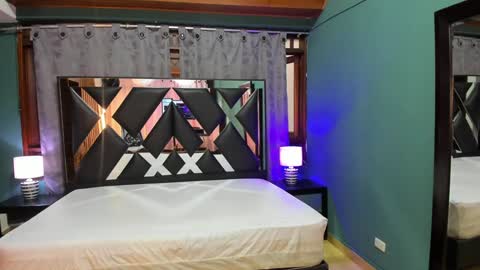  Linda  online show from February 2, 1:08 pm