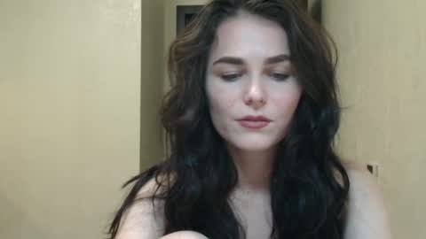 Linda online show from March 19, 8:57 pm