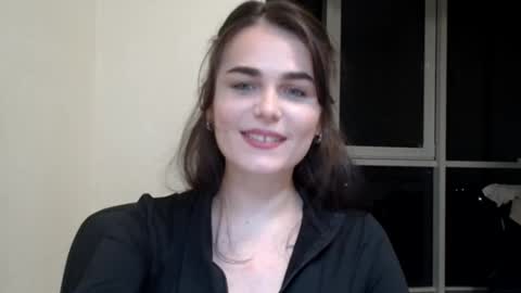 Linda online show from November 19, 7:58 pm