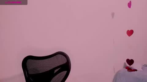 Alana online show from February 21, 9:00 pm