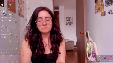 Giggles  online show from October 15, 2:08 pm