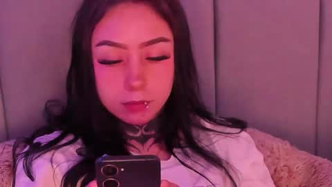 Lindaa maria  online show from January 9, 5:56 am