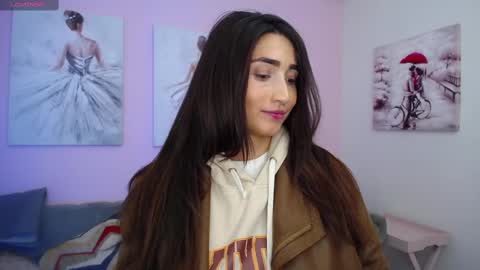 Maria Paula online show from February 11, 12:04 pm