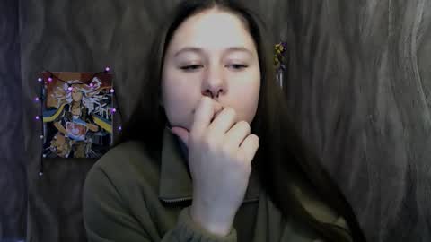 Linda online show from November 17, 4:08 pm