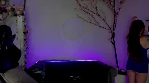 Lindsay    online show from January 31, 11:03 pm