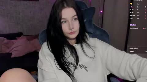 Lina online show from June 13, 3:53 pm