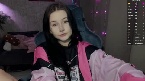 Lina online show from June 12, 12:35 pm