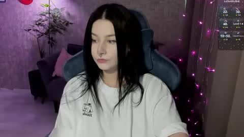 Lina online show from August 3, 6:50 am