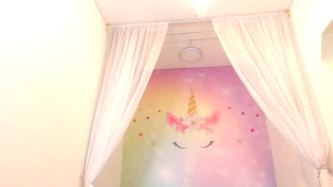 V A L E  N T I N A online show from January 26, 8:13 pm