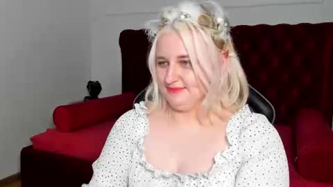 LioraArdyn online show from June 12, 3:03 am