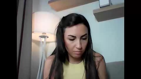 lioranwe online show from June 3, 2:33 pm