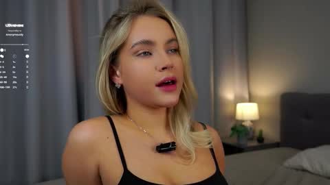 Amelia online show from February 24, 1:11 am