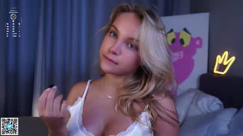 Amelia online show from September 28, 1:34 am