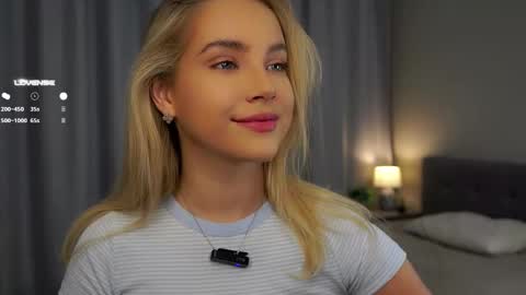 Amelia online show from February 20, 1:03 am