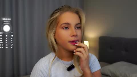 Amelia online show from March 2, 1:04 am