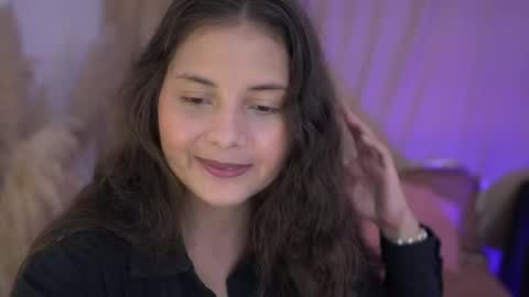 Lily see u on december 2 online show from September 20, 7:12 pm