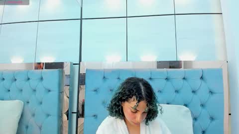  LIS ROUS  online show from December 3, 2:47 am