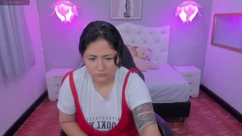 Lisa online show from March 1, 11:39 am