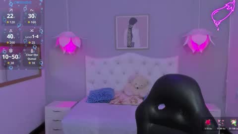 Lisa online show from January 6, 6:00 pm