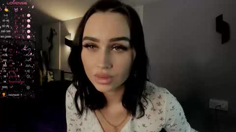 lisa__johnson online show from November 14, 12:32 am