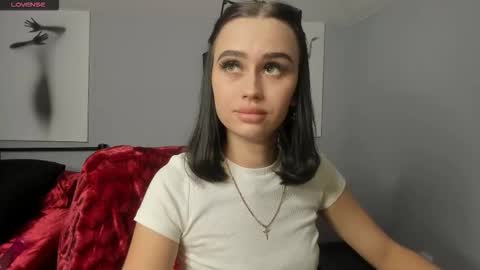 lisa__johnson online show from October 21, 12:14 am