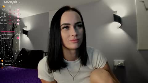 lisa__johnson online show from November 18, 5:47 pm