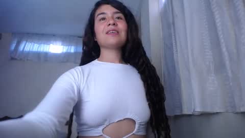 lisa_branch online show from December 5, 9:39 pm