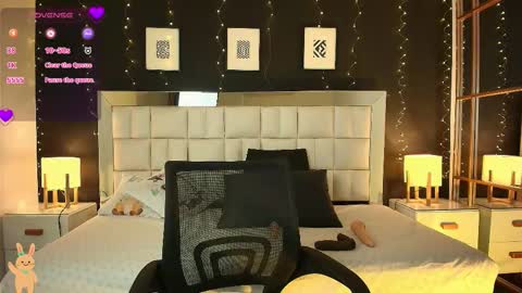 Lisa online show from October 16, 2:30 pm