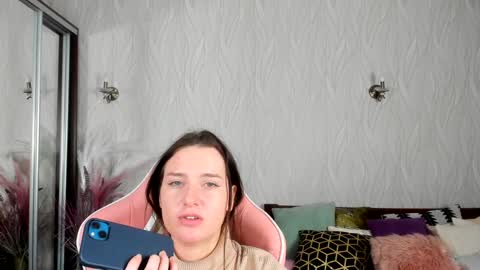 lisa_elfy online show from January 6, 10:05 pm