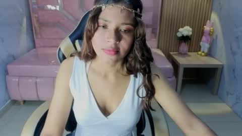 Liz online show from June 2, 9:27 pm