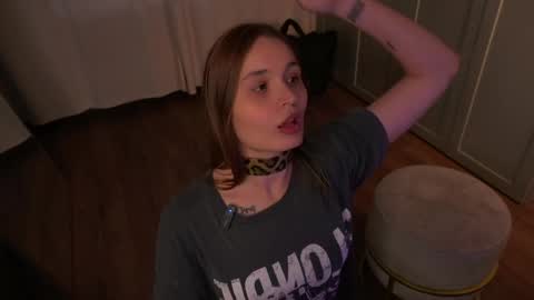 Elisabeth or Lisa online show from June 9, 1:38 am