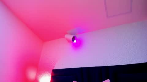 lisa white  online show from March 17, 5:11 am