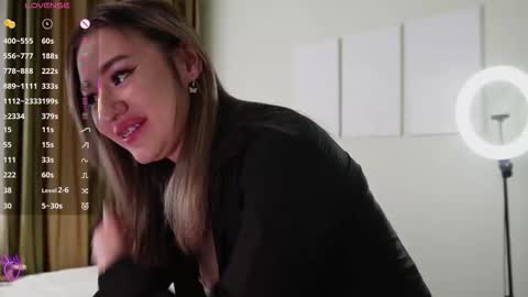   LISA   online show from December 2, 4:53 pm