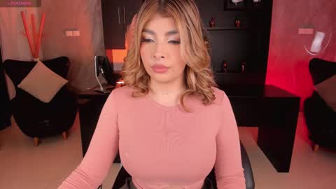 LISA MONROE online show from February 17, 7:23 pm