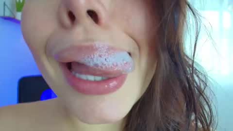 Lisbet online show from March 7, 7:16 pm