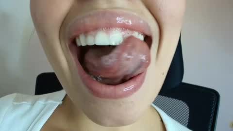 Lisbet online show from October 6, 11:31 pm