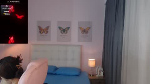 Andrea online show from December 17, 12:33 pm